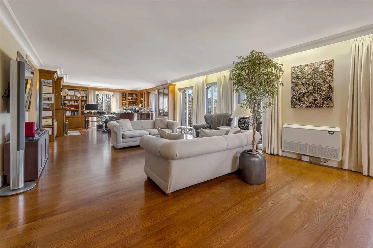7-Zimmer-Wohnung - Foto 1 von 11
