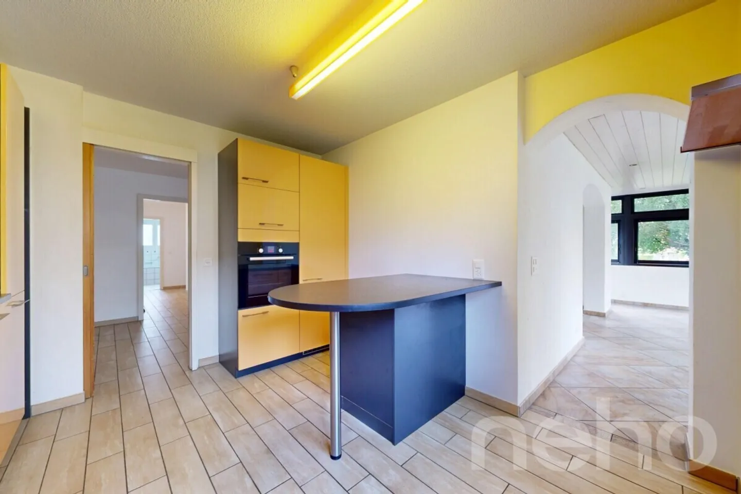 Large Apartment with 4.5 Rooms on the Ground Floor - Photo 12 of 12