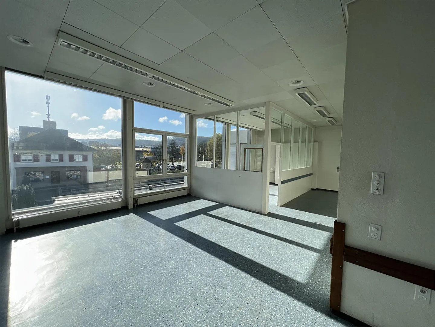 Zentrale Gewerbefläche zu vermieten - Foto 6 von 13