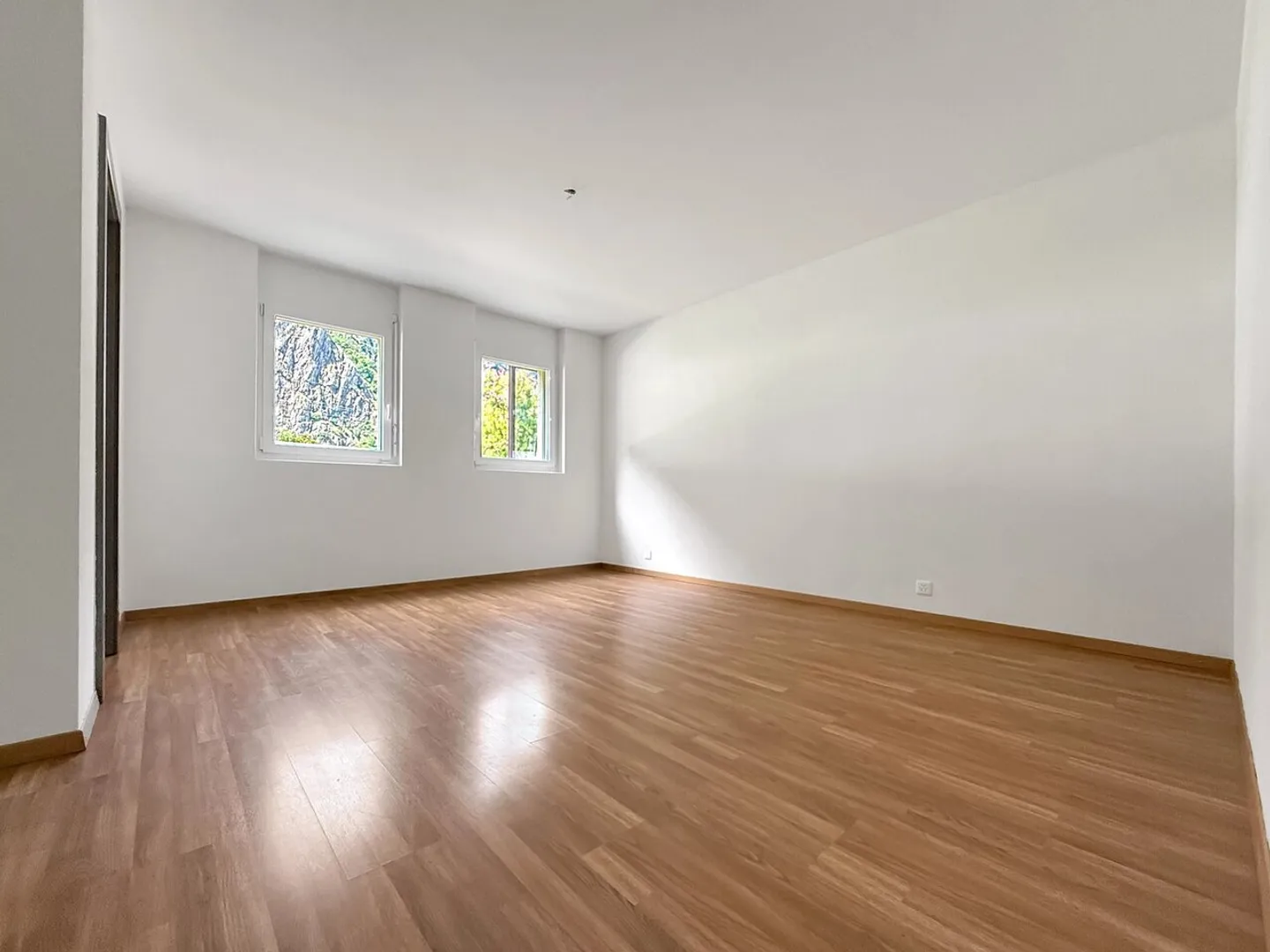Spacieux Appartement avec Jardin - Photo 6 sur 12