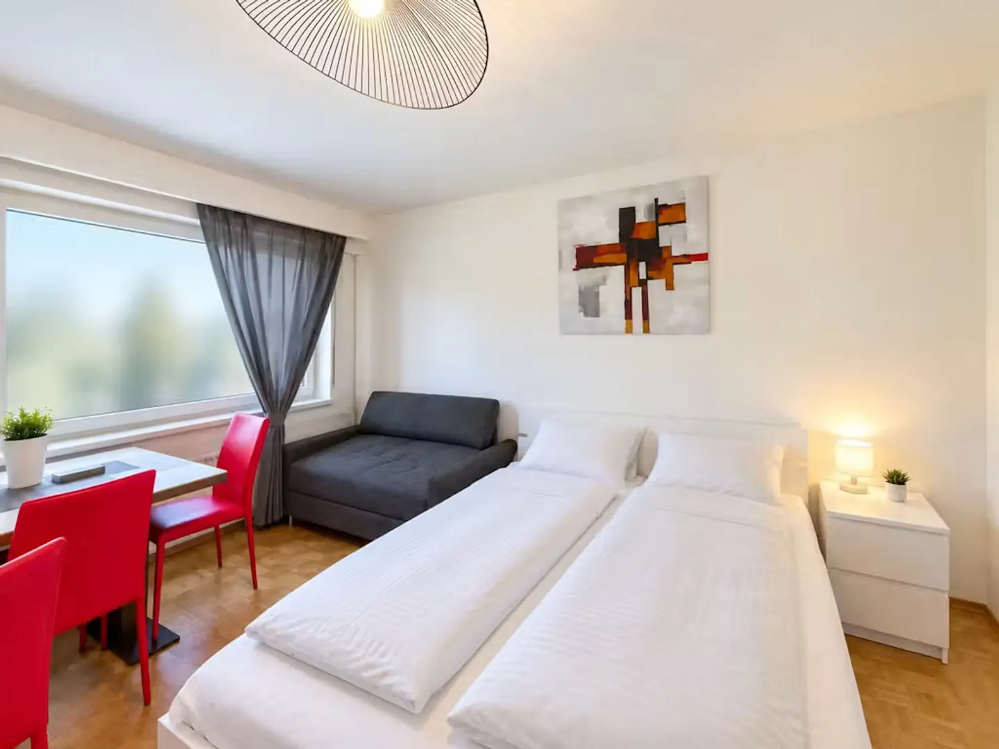 Charmantes Chalet in Dübendorf - Foto 3 von 10