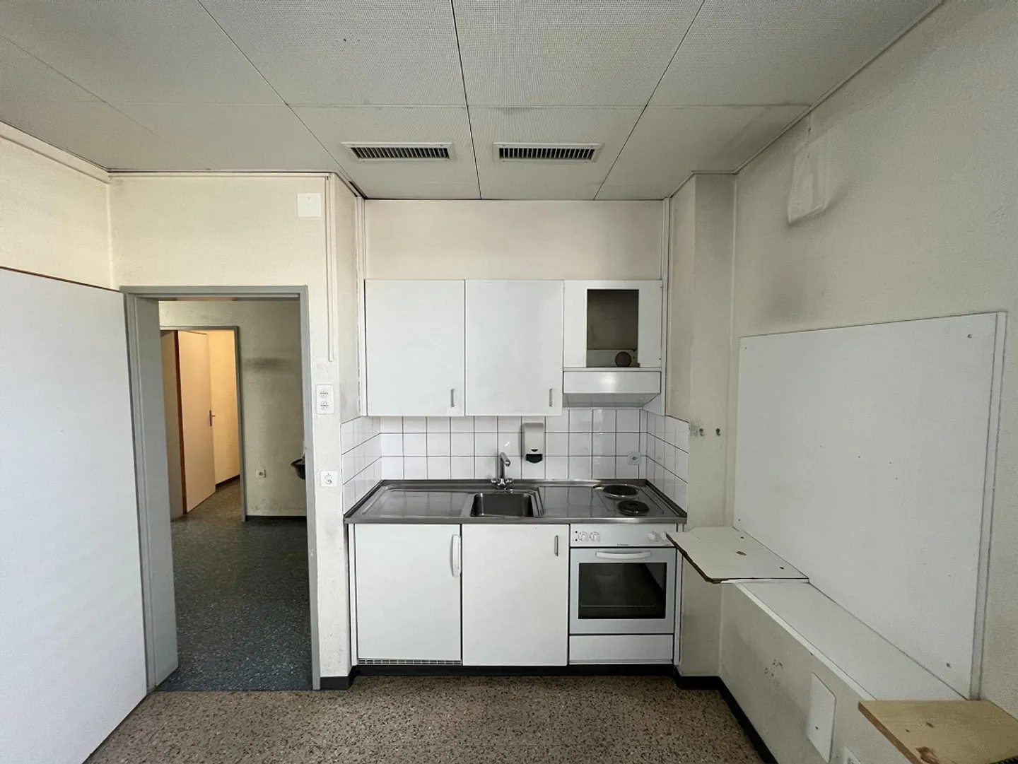 Zentrale Gewerbefläche zu vermieten - Foto 13 von 13