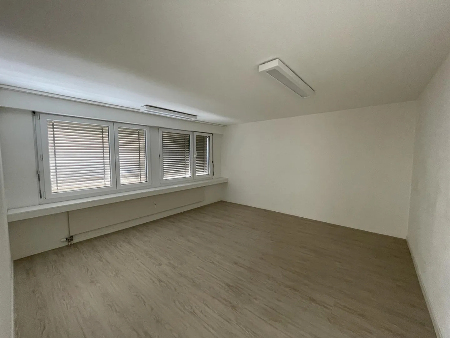 Espaces de bureau - Photo 15 sur 20