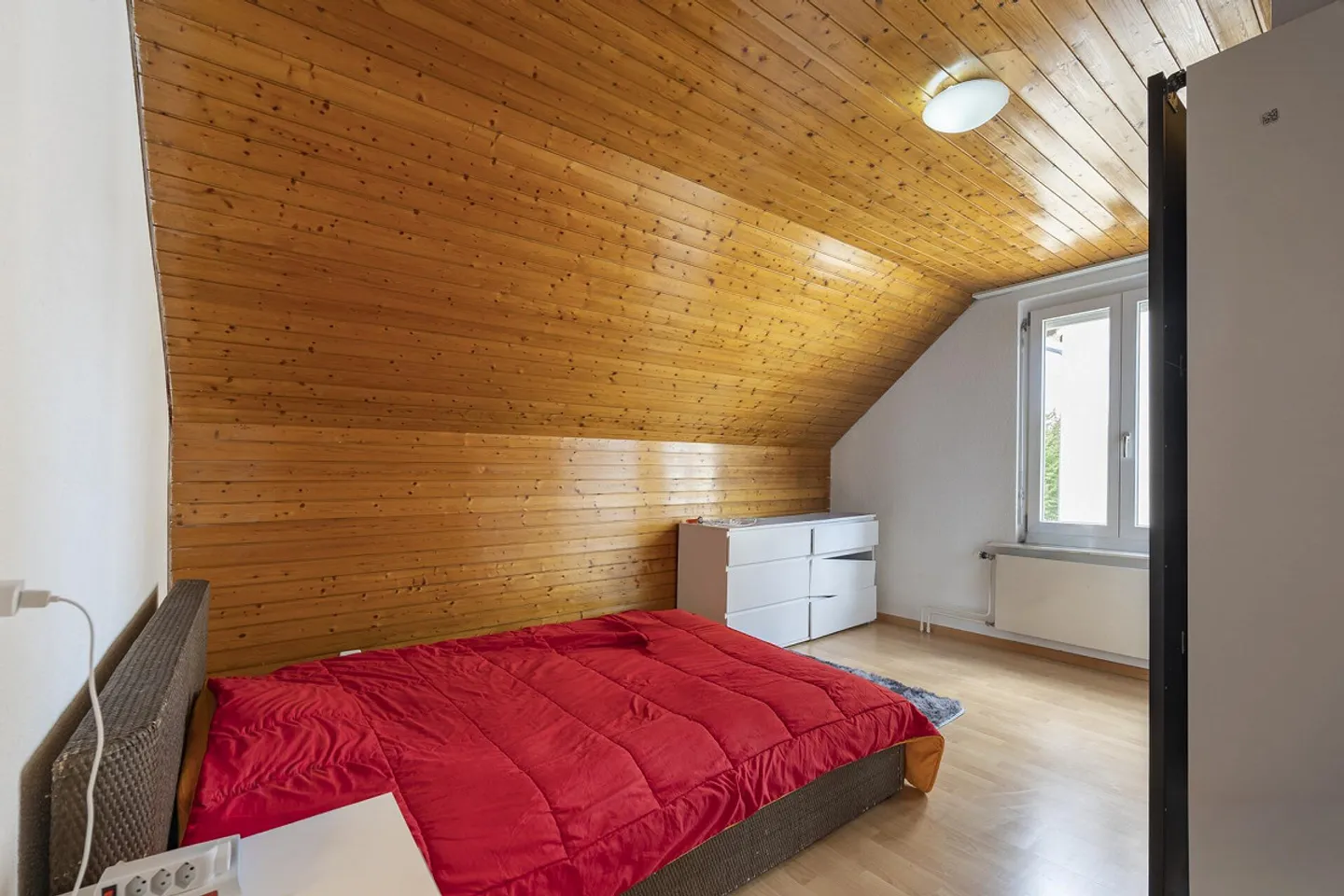 Maison multifamiliale compacte avec 3 appartements - Photo 5 sur 13