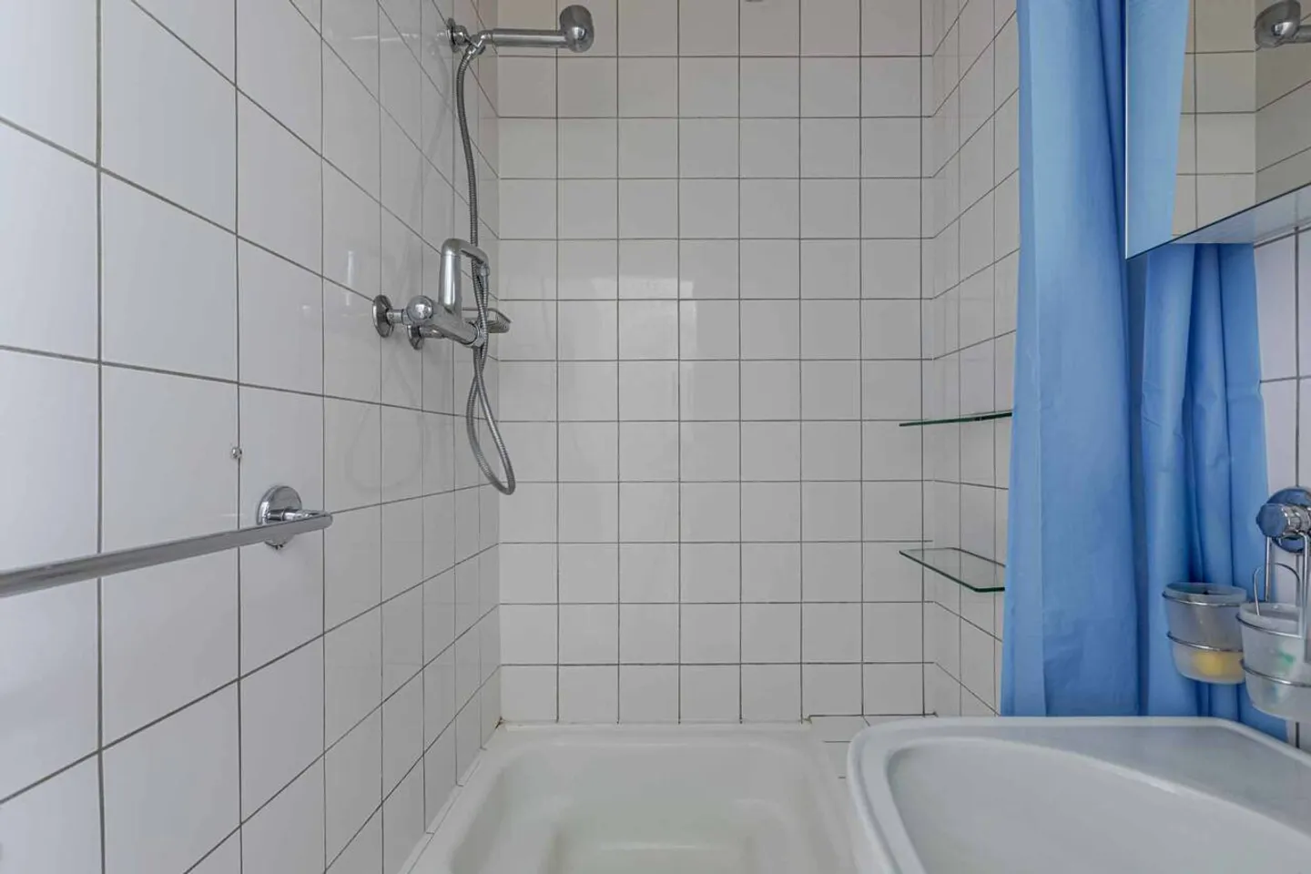 STANDING - APARTMENT 8 ROOMS 250 m2 - Photo 8 of 13