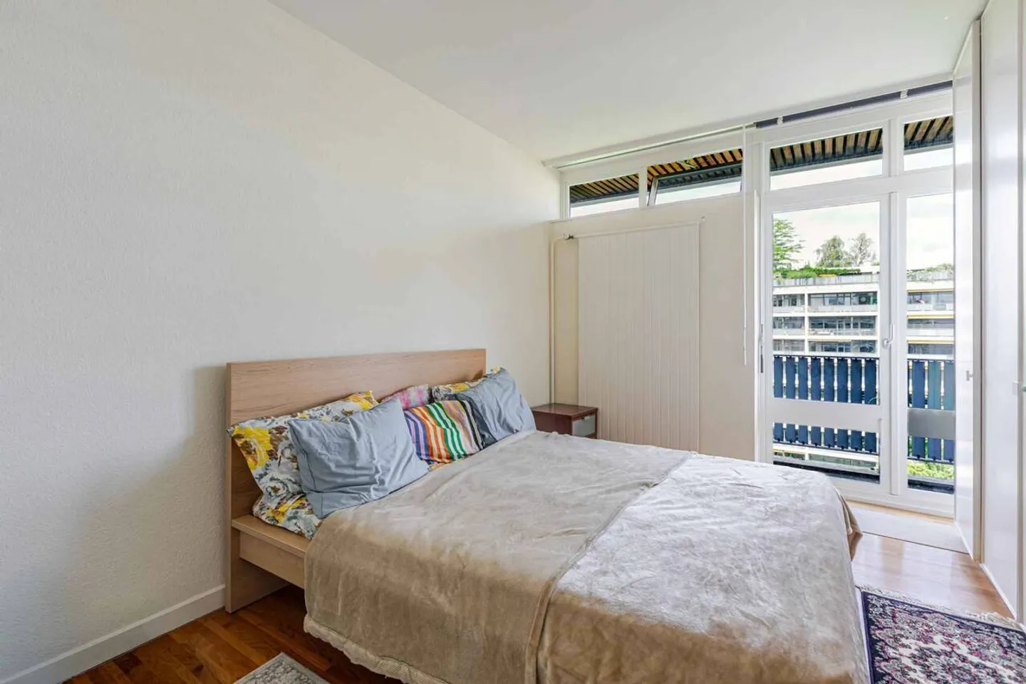 STANDING - APARTMENT 8 ROOMS 250 m2 - Photo 9 of 13