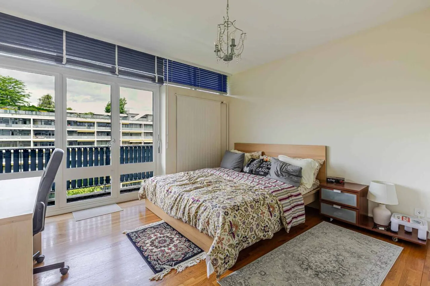 STANDING - APARTMENT 8 ROOMS 250 m2 - Photo 11 of 13