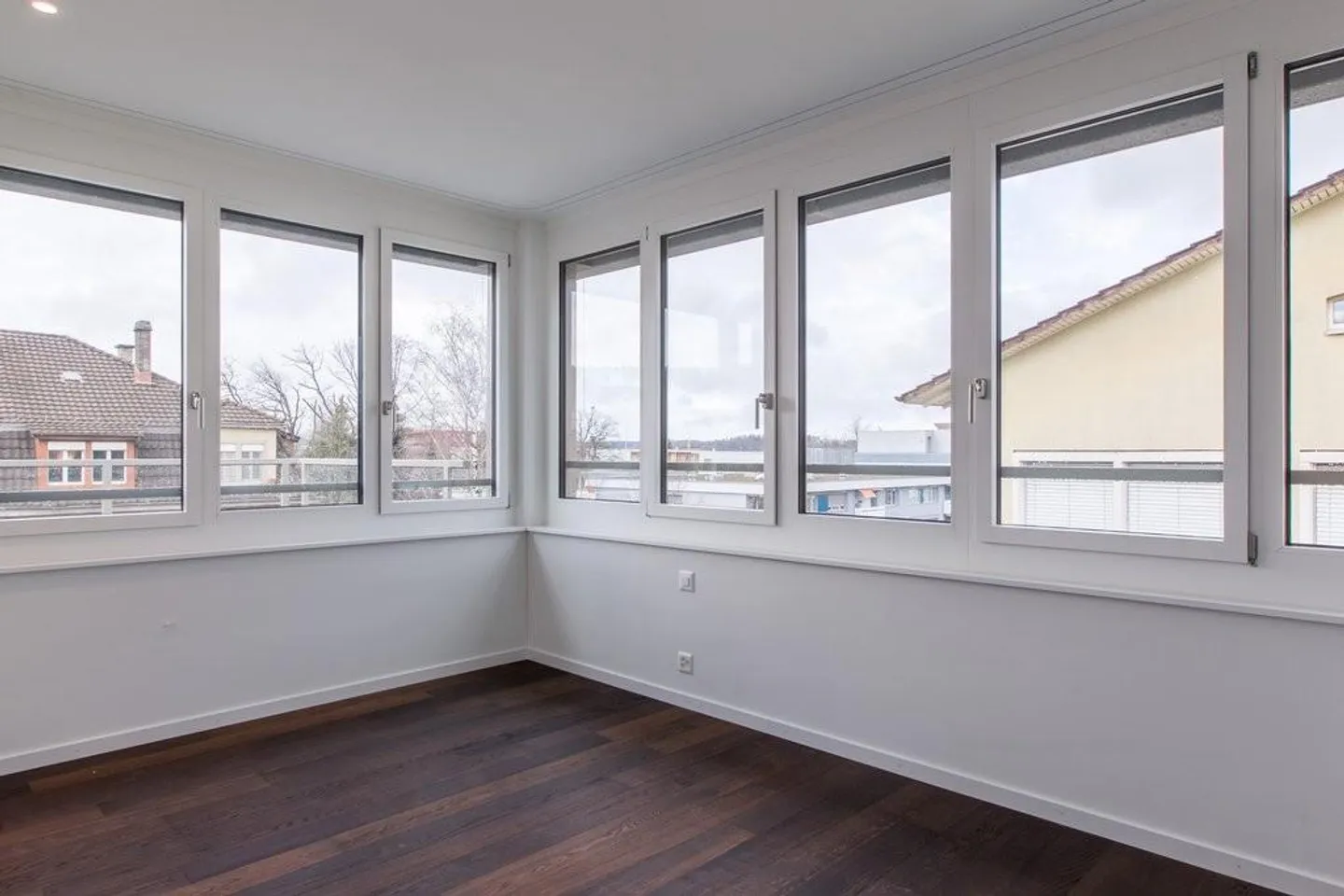 Moderno appartamento con 1 camera e grande terrazza - Foto 2 di 7