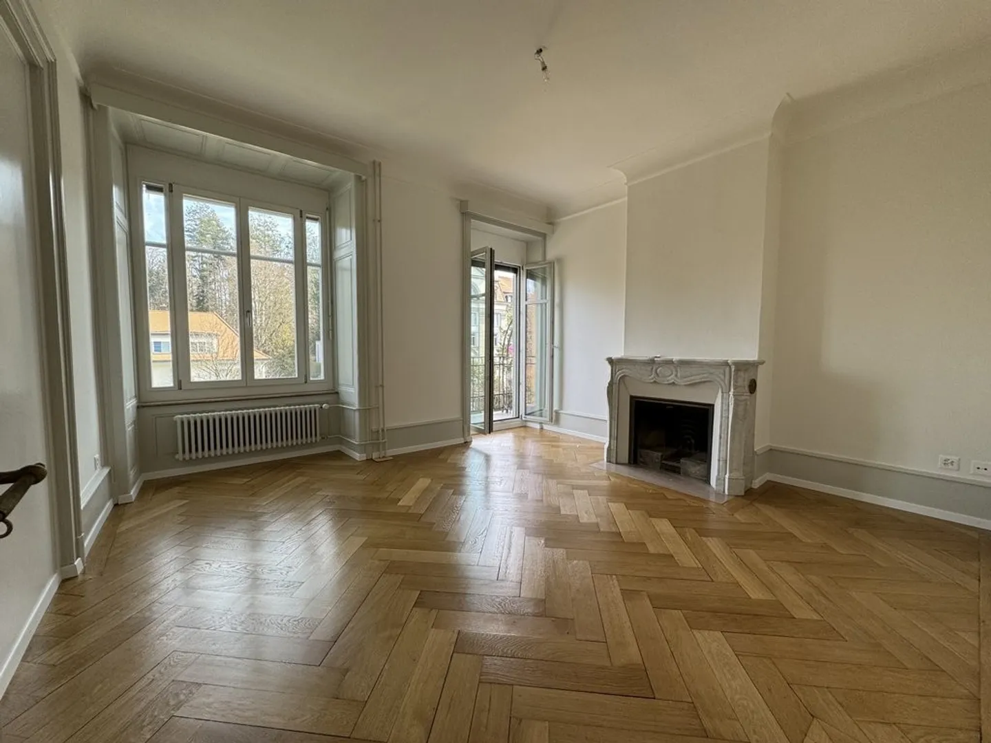 Beautiful 5.5-room apartment completely renovated - Photo 3 of 9