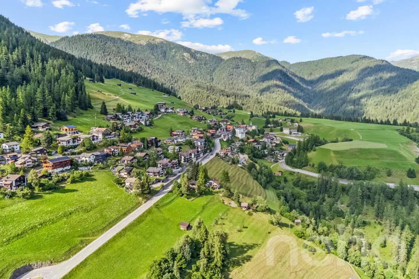 Terreno da sviluppare a Davos Wiesen - Foto 2 di 8