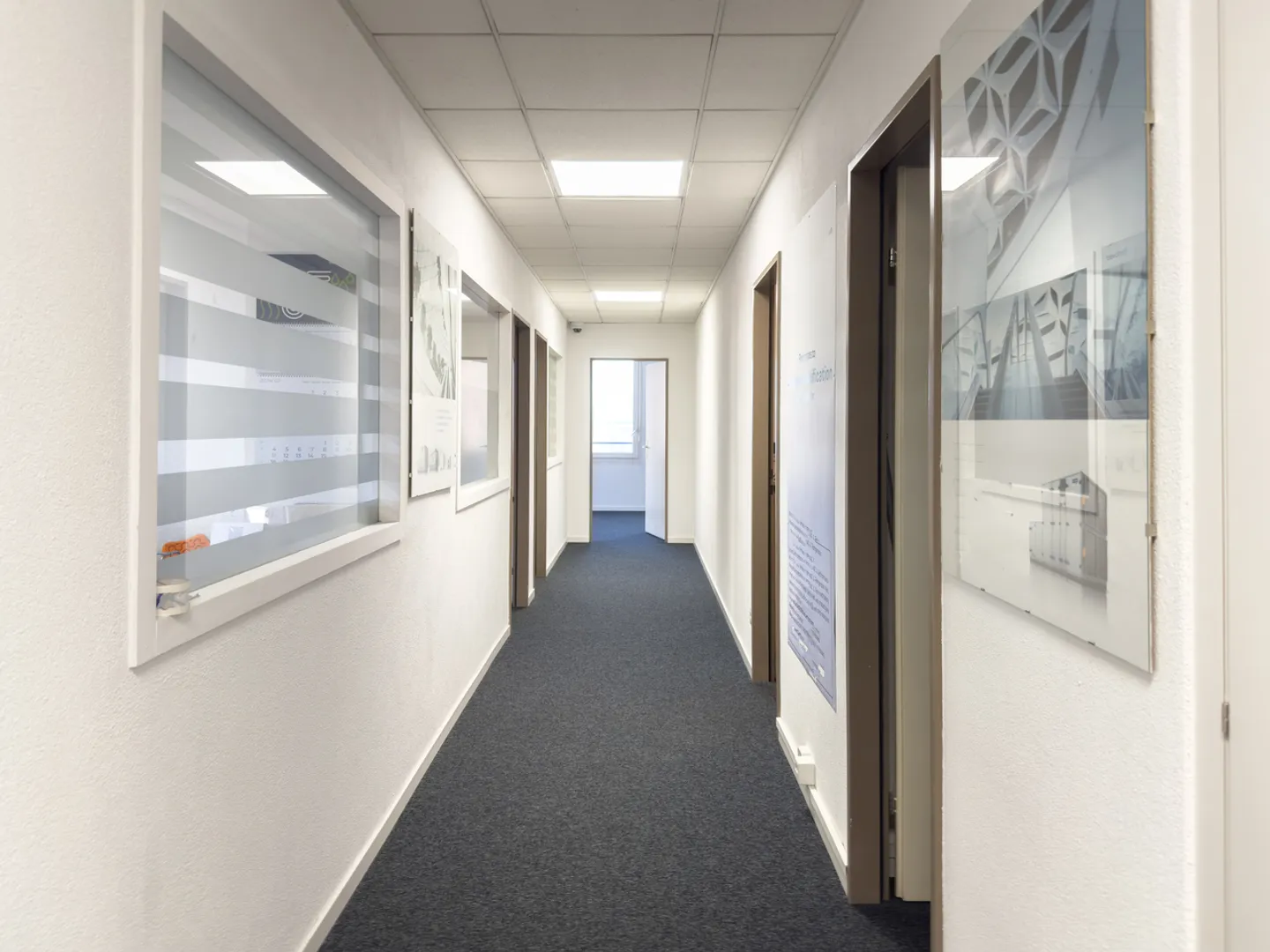 Ufficio in affitto a Vernier - Spazio di 260m2 con opzioni di stoccaggio - Foto 1 di 6