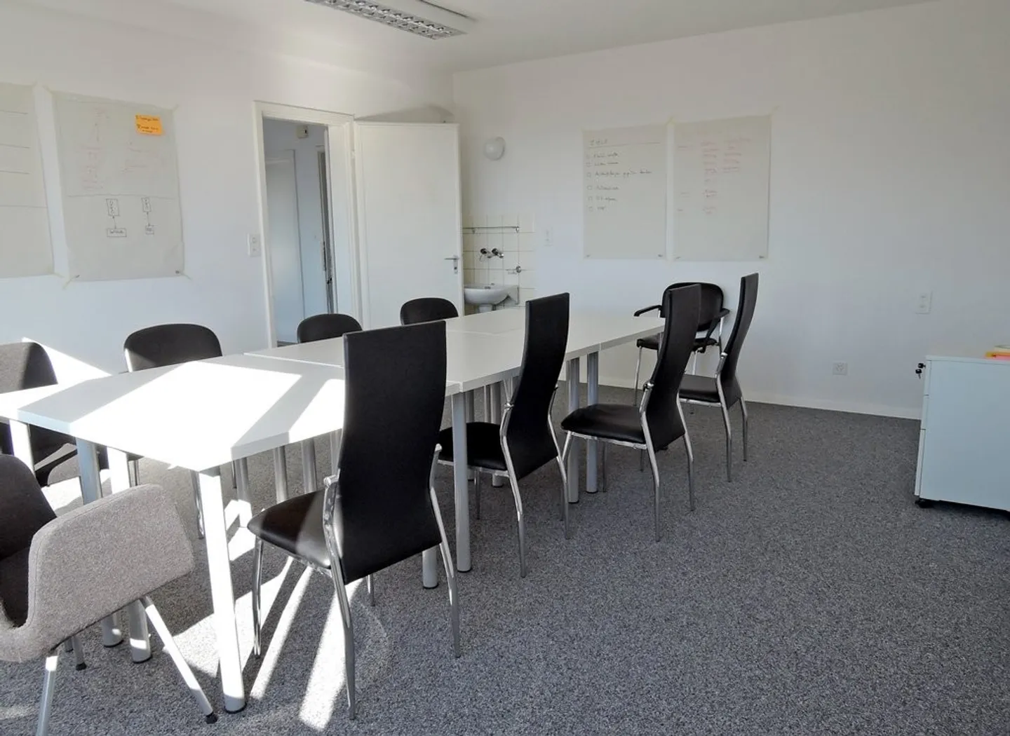 Ufficio di 94m2 in affitto a Zurigo - Foto 4 di 9