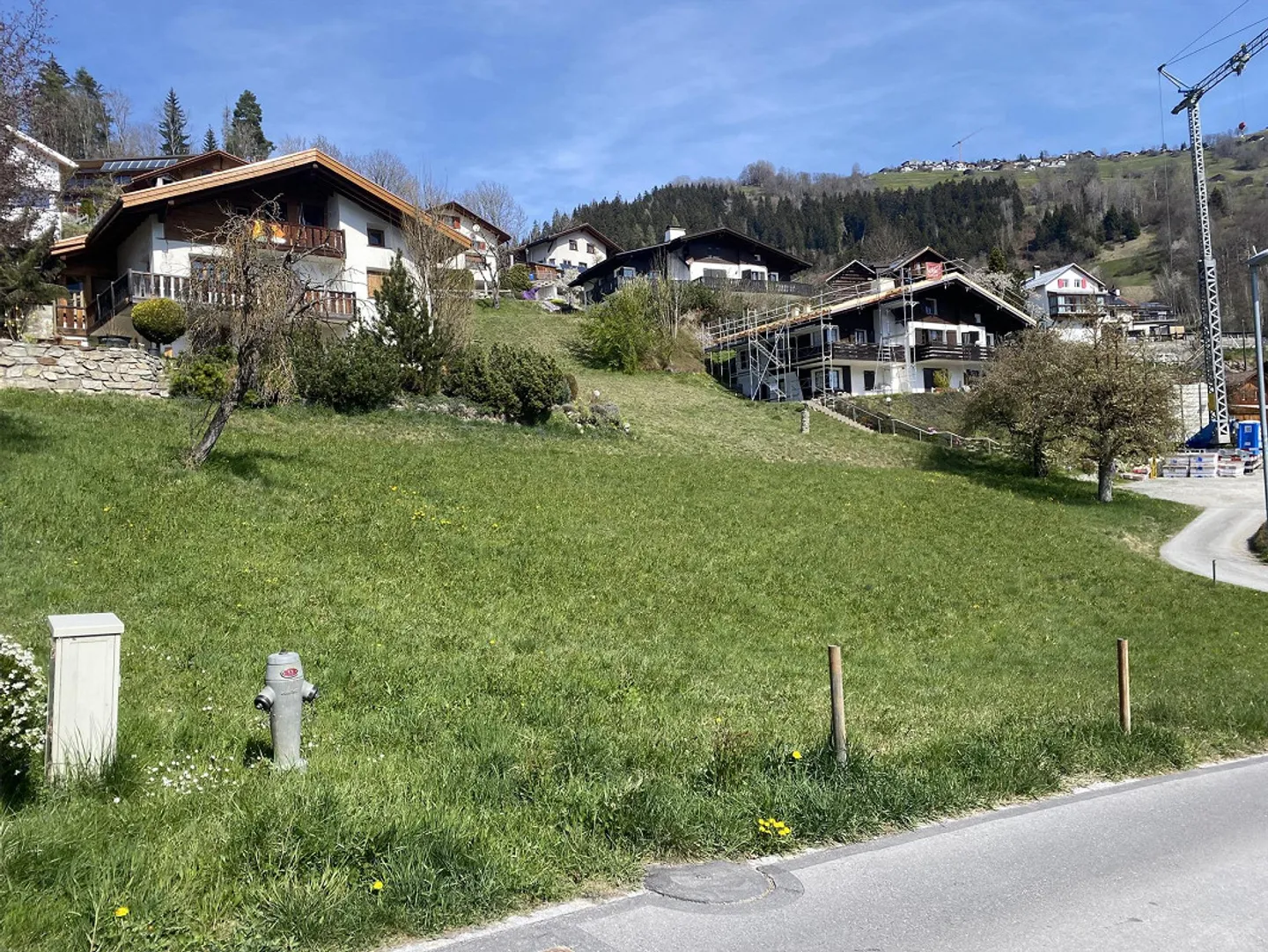 Terrain constructible ensoleillé à Schluein (près de Flims/Laax/Ilanz) - Photo 3 sur 4