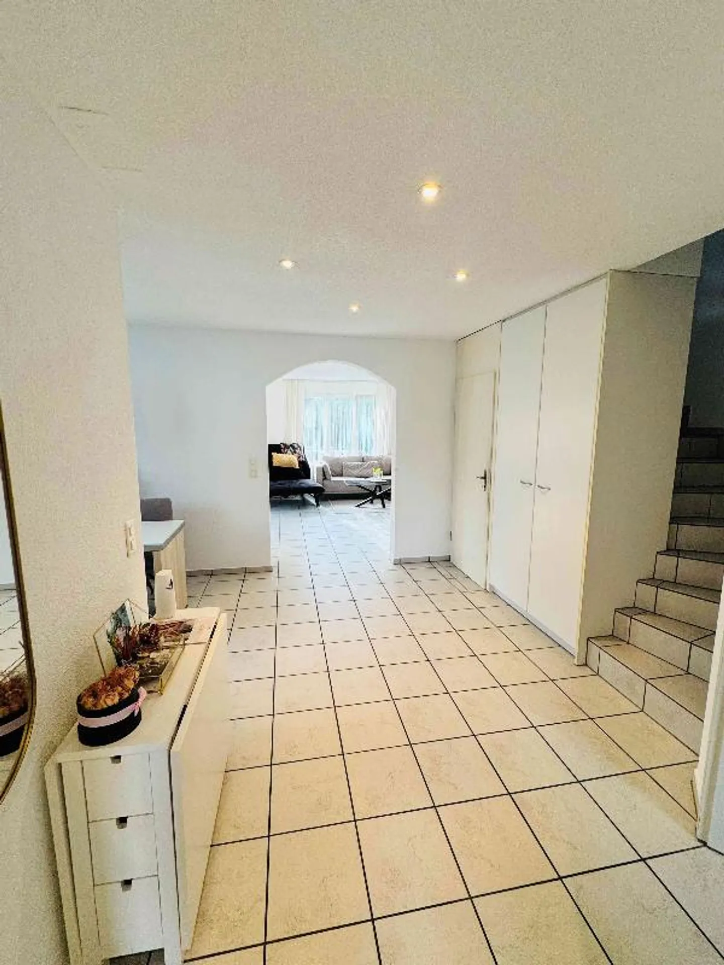 Maison de famille de 6,5 pièces - Photo 2 sur 5