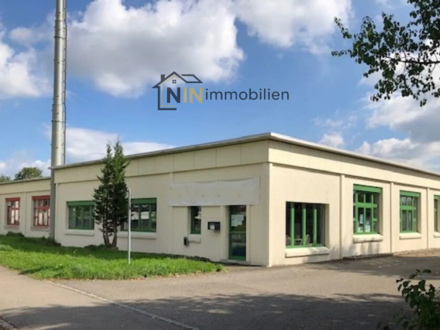 Shop for rent - Photo 5 of 8