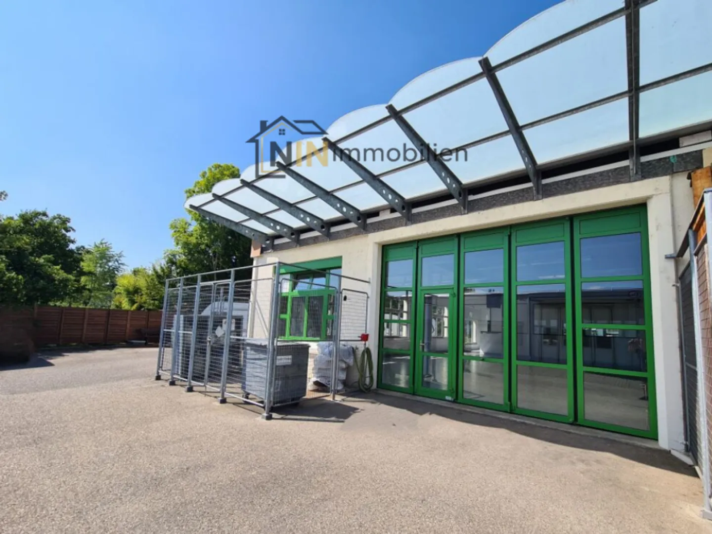 Shop for rent - Photo 6 of 8