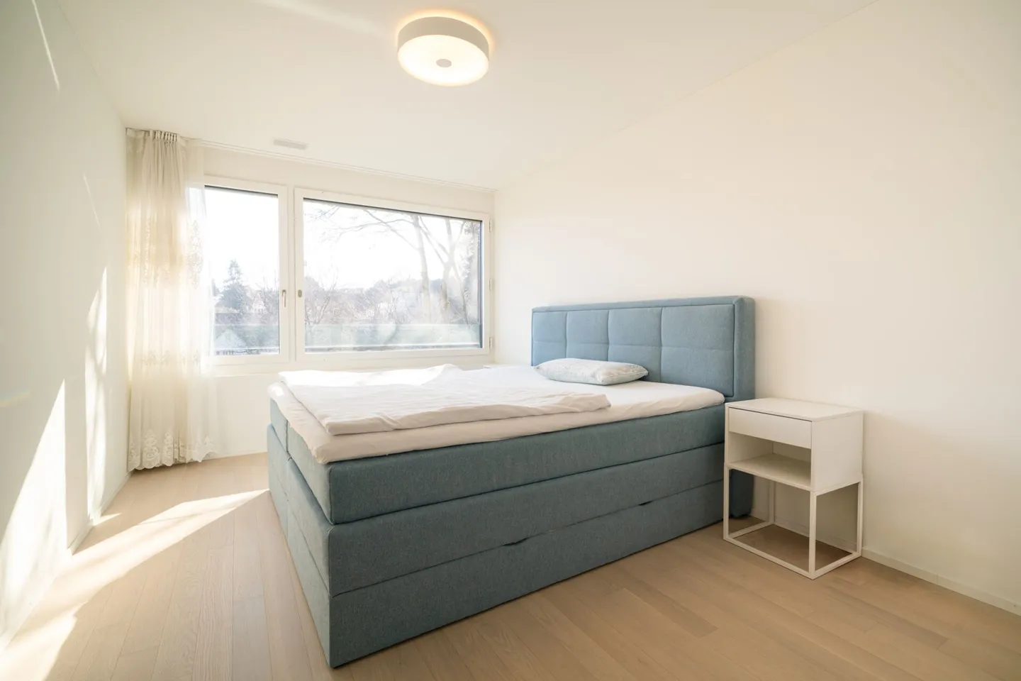 Exclusive 3.5-room apartment in Zurich-Wollishofen near Lake Zurich - Photo 7 of 12