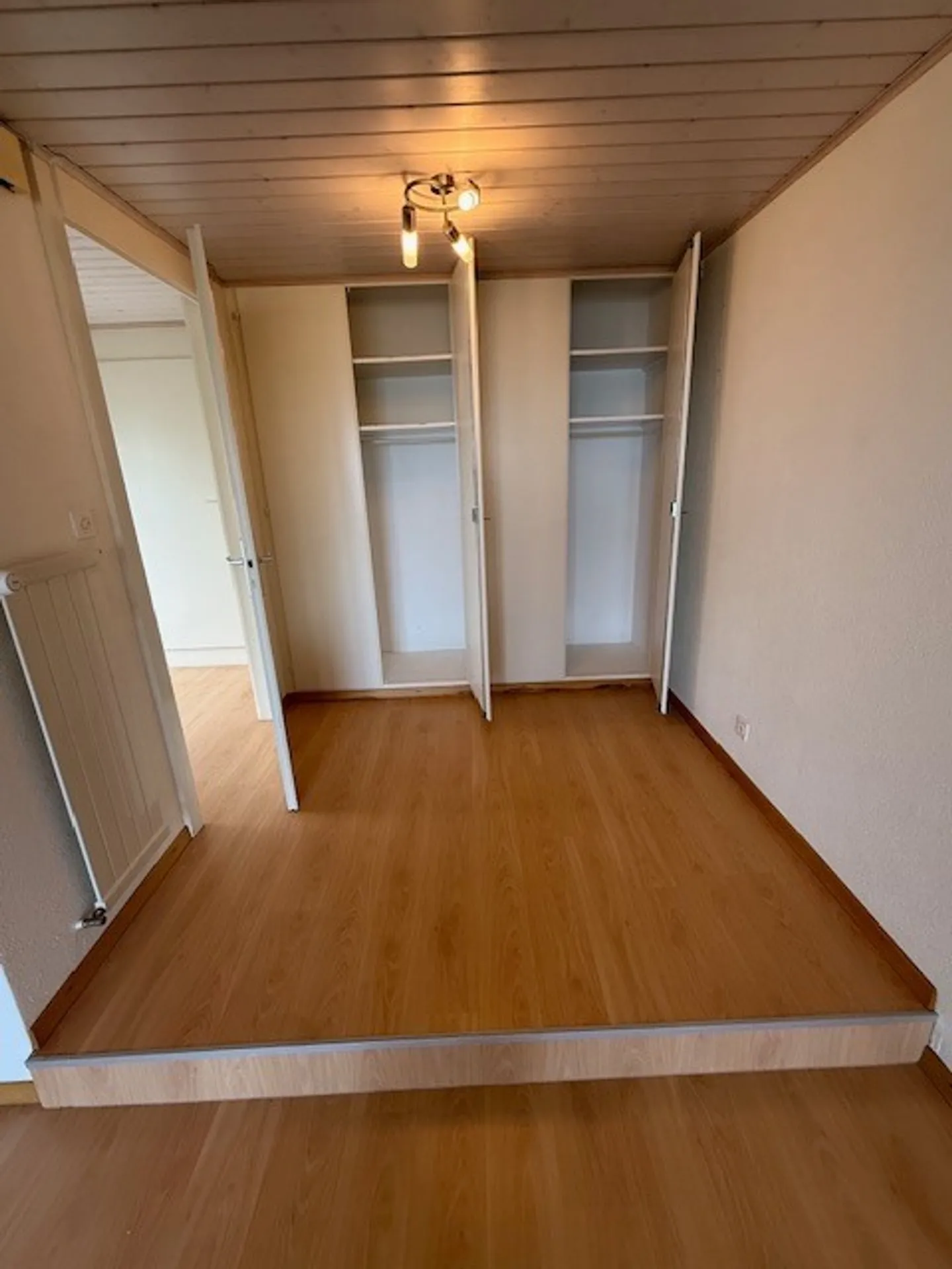 À louer - 2,5 pièces - 72m2 + terrasse et jardin - Plan 13 - Belmont s/Lsne - Photo 14 sur 18