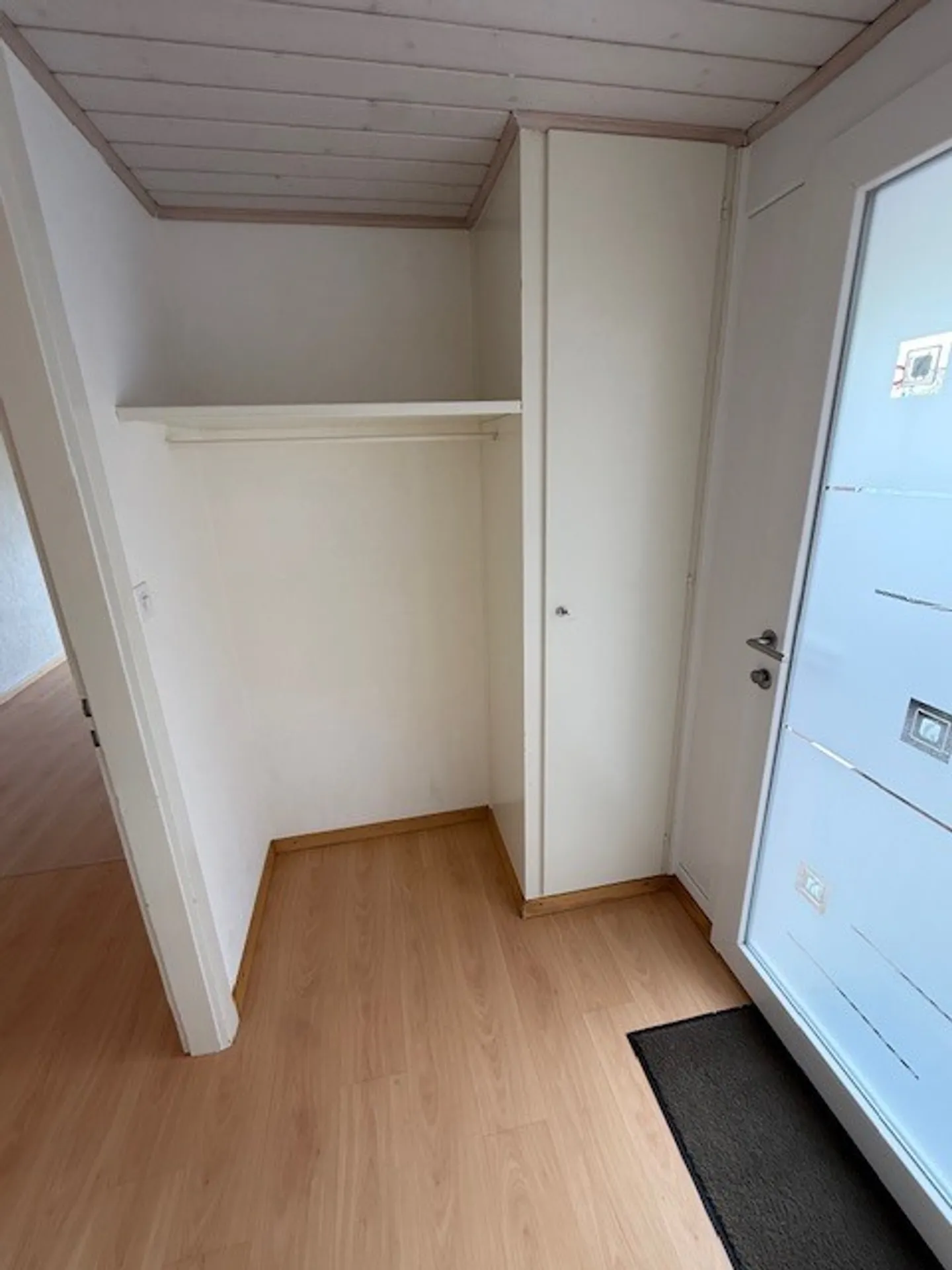 À louer - 2,5 pièces - 72m2 + terrasse et jardin - Plan 13 - Belmont s/Lsne - Photo 15 sur 18