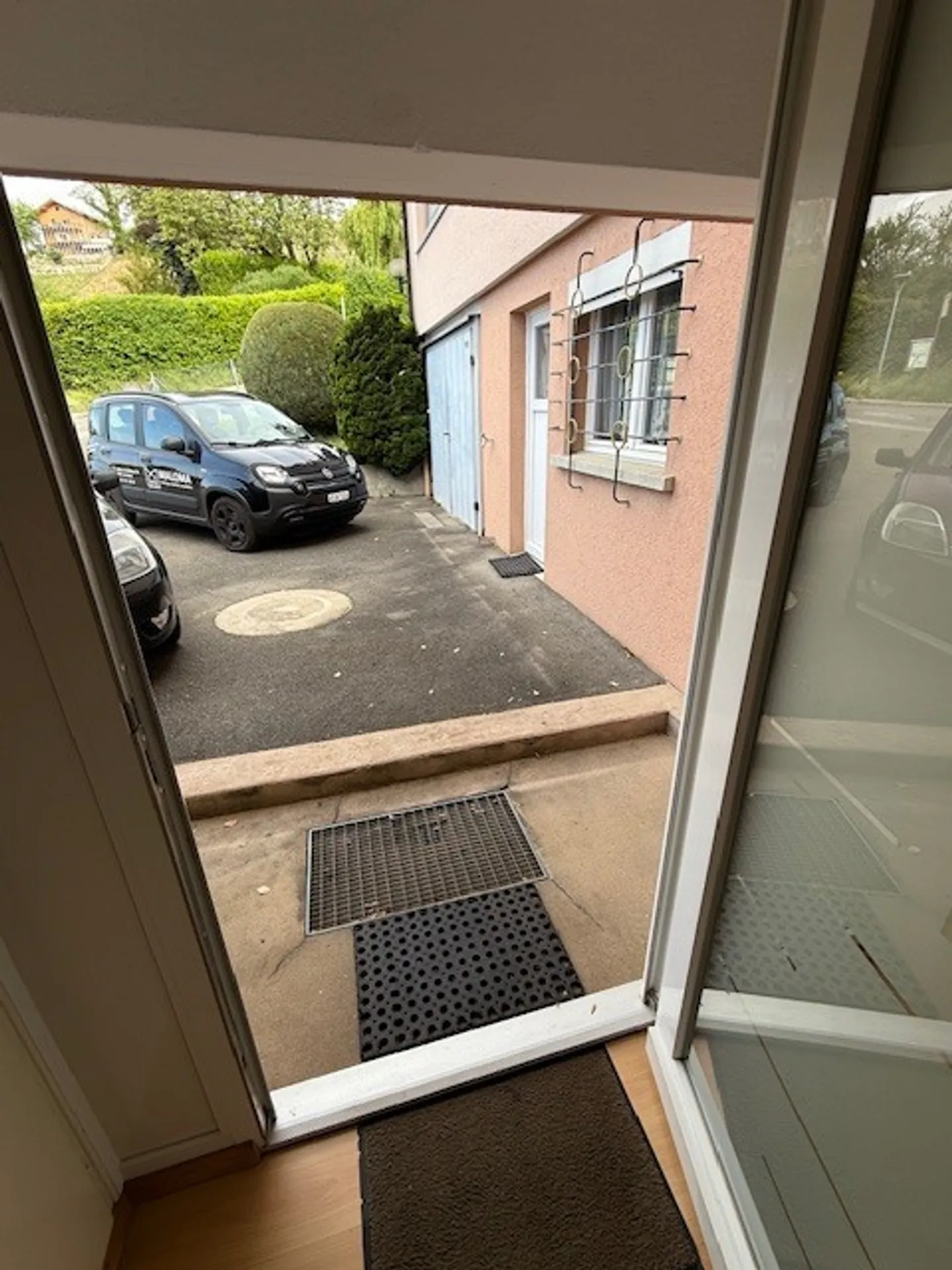 À louer - 2,5 pièces - 72m2 + terrasse et jardin - Plan 13 - Belmont s/Lsne - Photo 16 sur 18