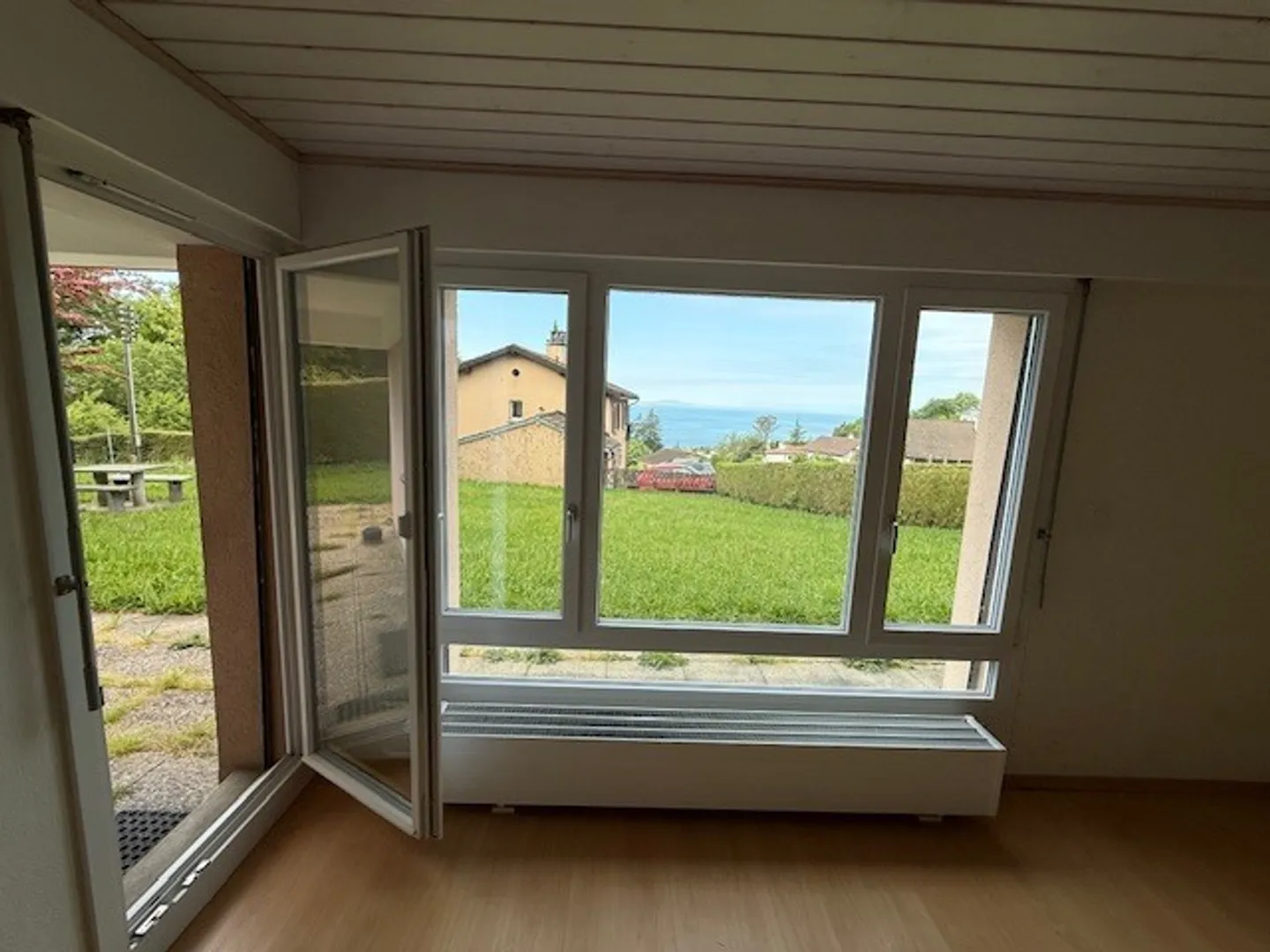 À louer - 2,5 pièces - 72m2 + terrasse et jardin - Plan 13 - Belmont s/Lsne - Photo 10 sur 18