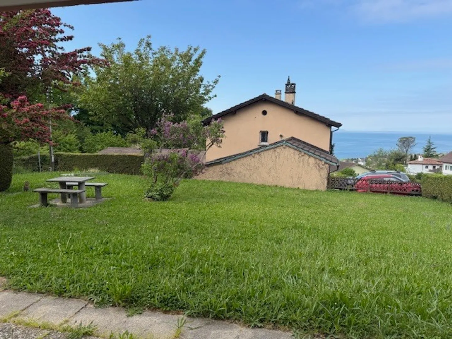 À louer - 2,5 pièces - 72m2 + terrasse et jardin - Plan 13 - Belmont s/Lsne - Photo 12 sur 18