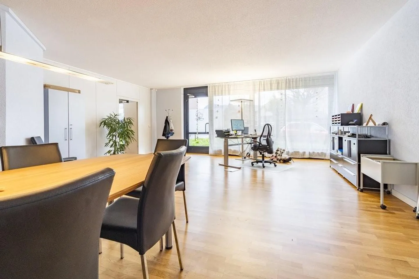 Bureaux beaux et lumineux à Oberhofen - Photo 4 sur 8
