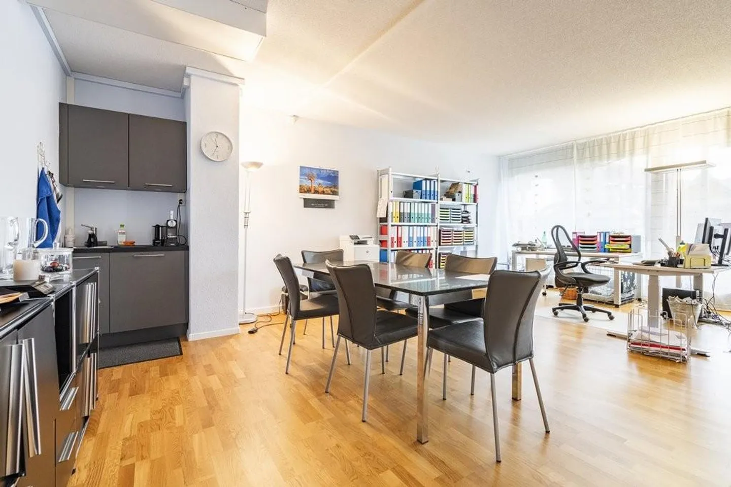 Bureaux beaux et lumineux à Oberhofen - Photo 5 sur 8