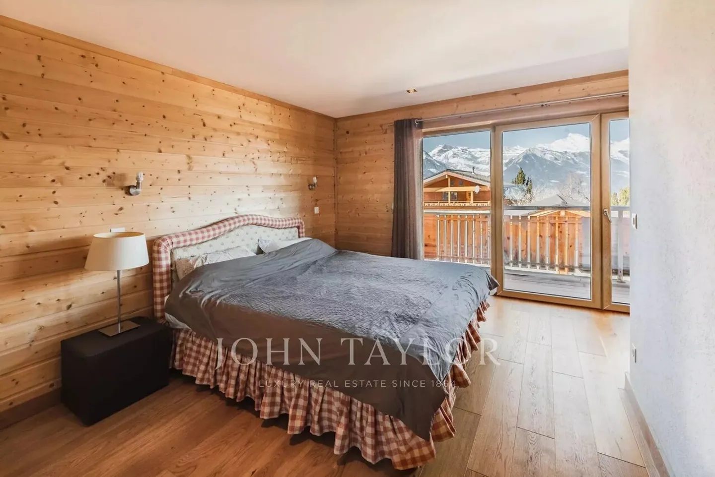 Chalet dei superlativi a Haute-Nendaz, con jacuzzi e appartamento indipendente - Foto 4 di 12