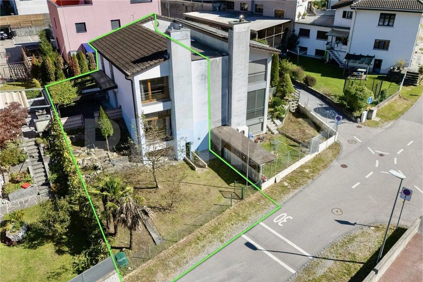 Casa contigua di 6 locali, comfort e tranquillità a Gordevio - Foto 1 di 13