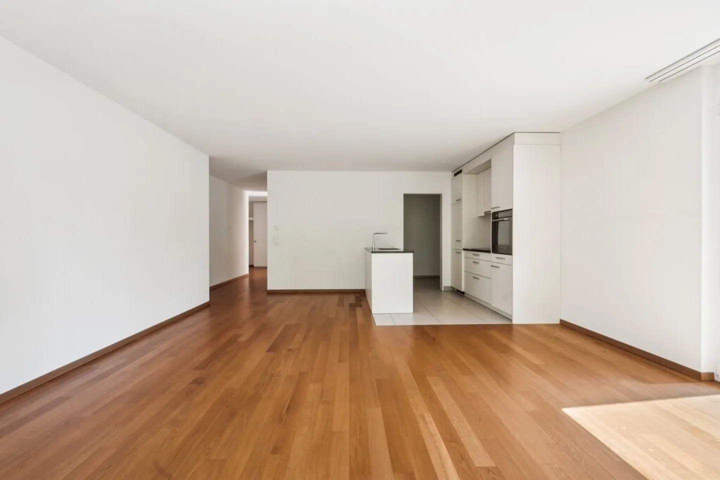 Modernes 3.5-Zimmer-Apartment - Foto 2 von 9