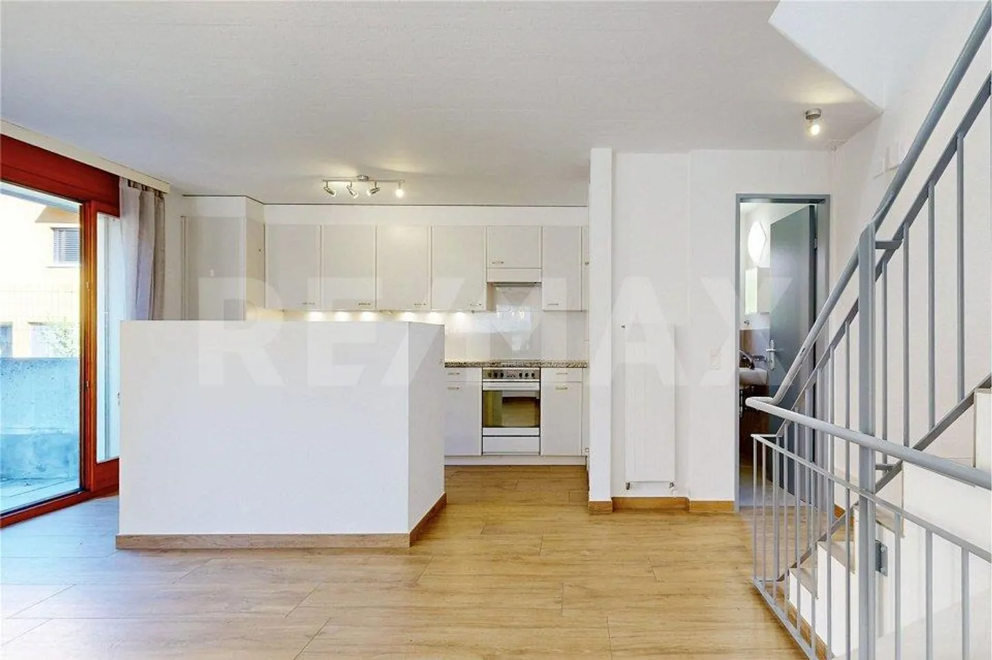 Casa contigua di 6 locali, comfort e tranquillità a Gordevio - Foto 4 di 13