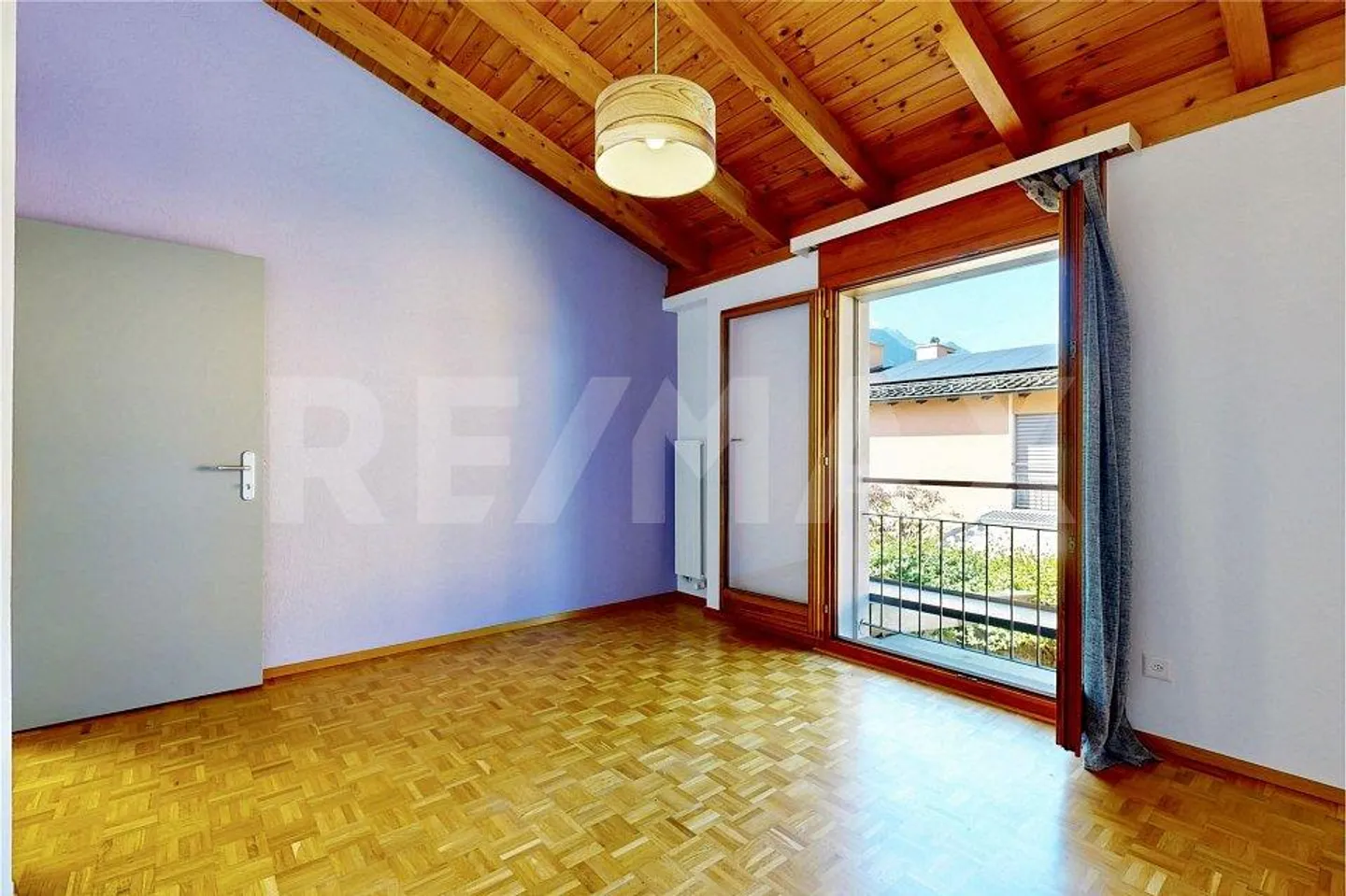 Casa contigua di 6 locali, comfort e tranquillità a Gordevio - Foto 11 di 13