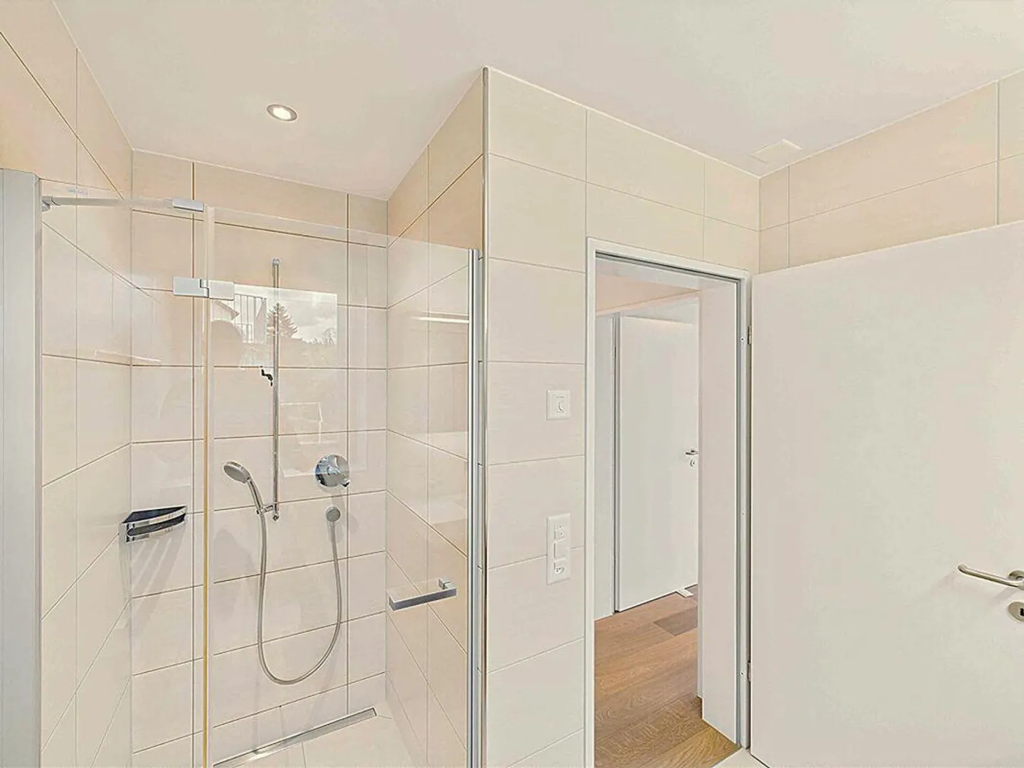 moderne, sehr grosse und sonnige 4.5-Zimmer-Terrassenwohnung - Foto 5 von 14