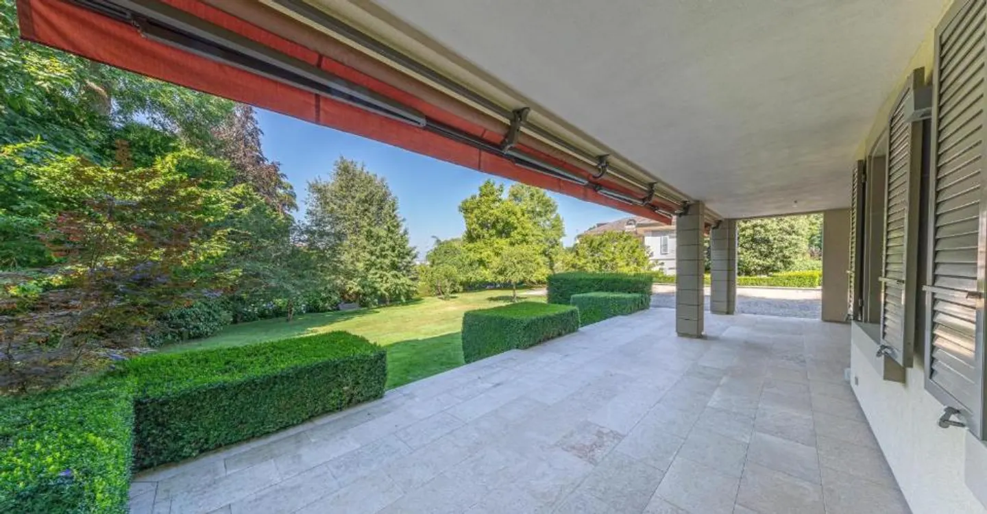 Appartement élégant avec terrasse - Photo 7 sur 12