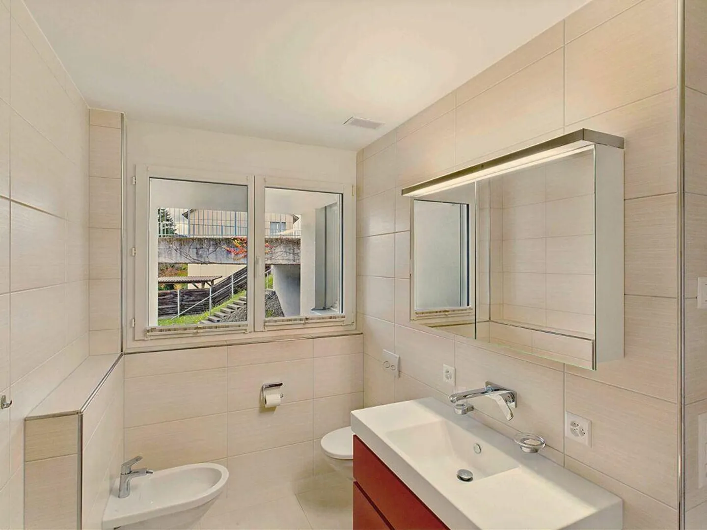 moderne, sehr grosse und sonnige 4.5-Zimmer-Terrassenwohnung - Foto 6 von 14