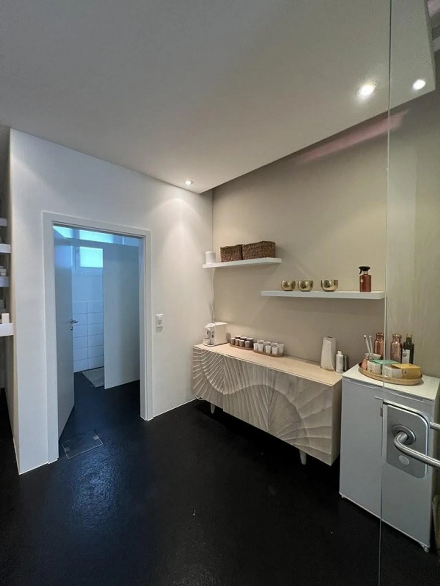 Moderno e ben collegato - Il tuo nuovo ufficio a Wollishofen - Foto 7 di 9