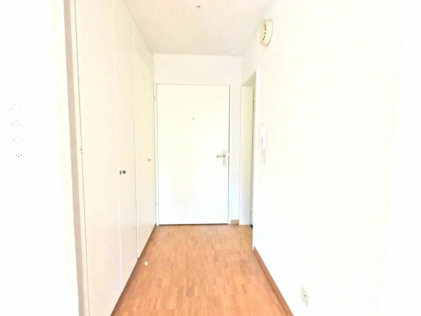 Charmante Wohnung mit Balkon - Foto 8 von 8