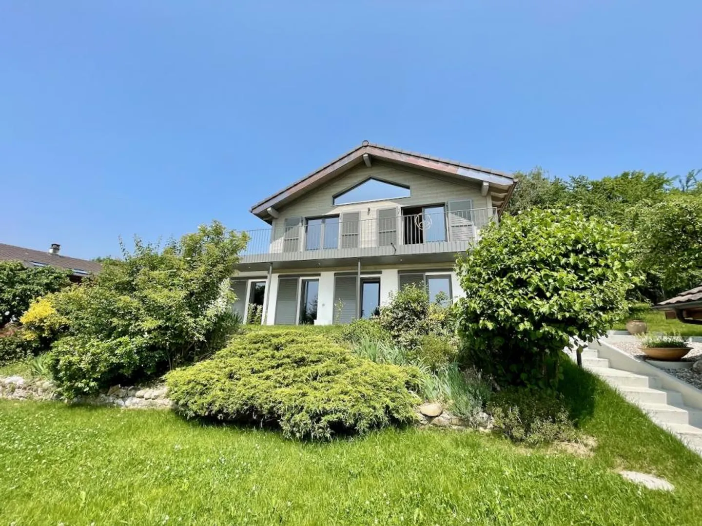 Magnifique villa avec vue panoramique, neuve et unique - Photo 3 sur 12