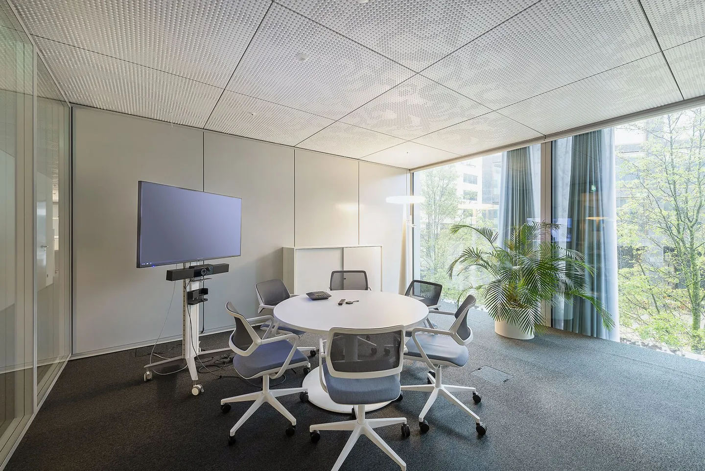 «RICHTIPLATZ» à partir de 600m² - élégant, central, prêt pour les affaires. - Photo 8 sur 10