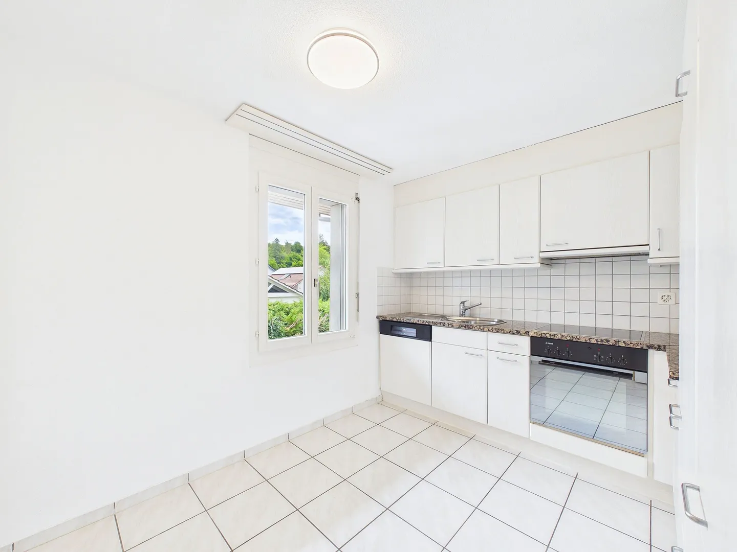 Apartment for rent - Photo 6 of 13