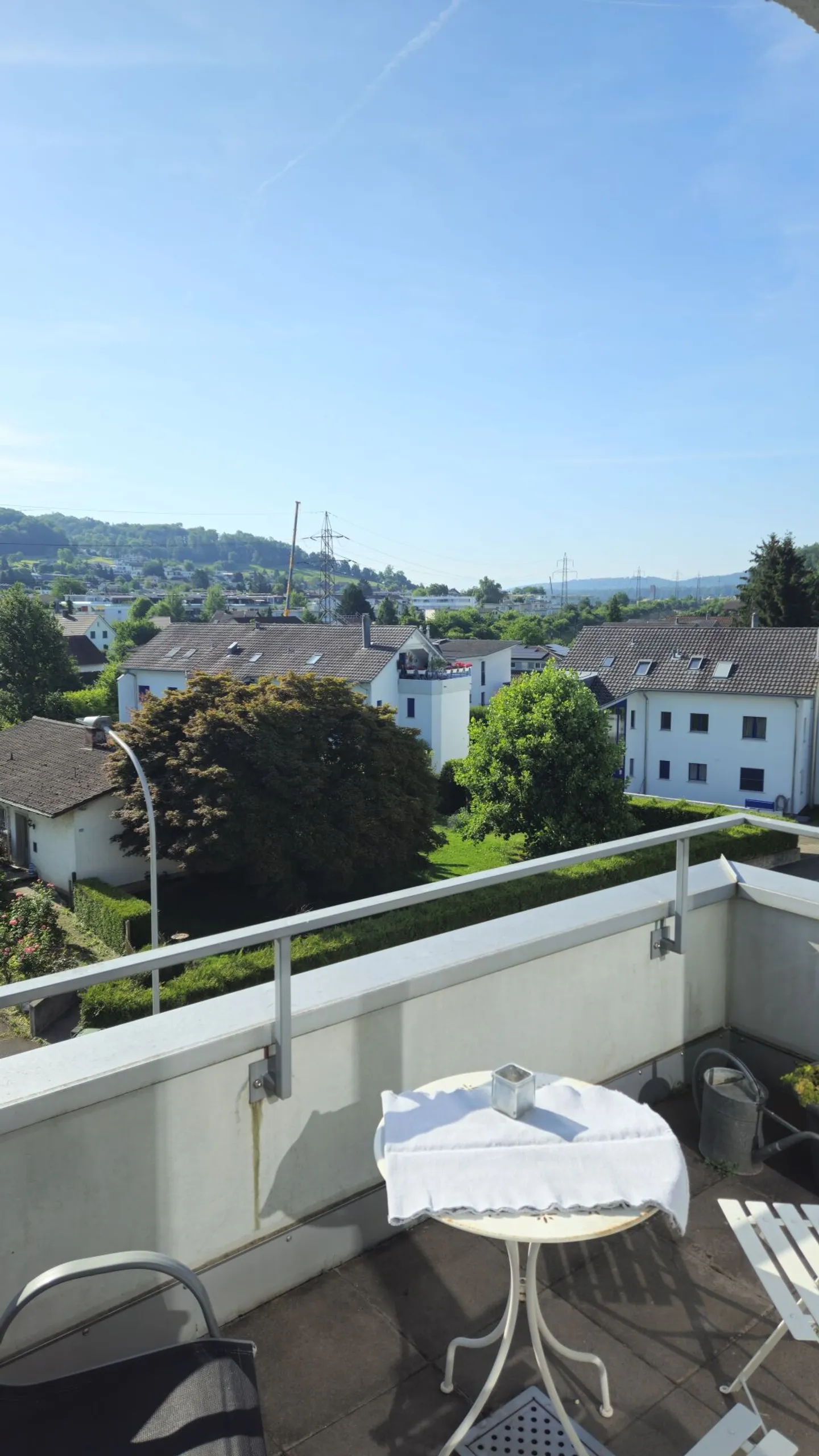 Ici vit le Wow - Penthouse de 4,5 pièces à Hausen - Vivre au-dessus des toits avec style - Photo 14 sur 16