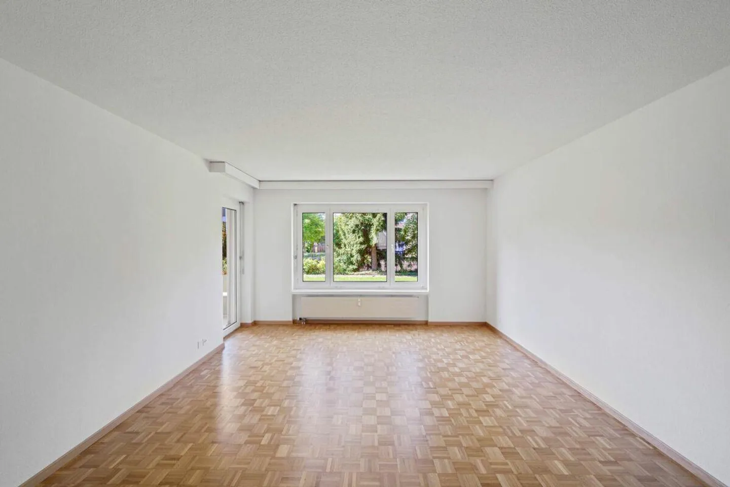 Grosszügige 2.5-Zimmer-Wohnung - befristet bis 31. März 2026 - Foto 3 von 8
