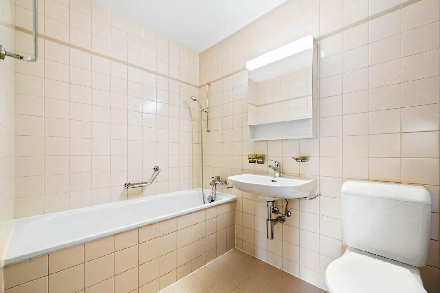 Grosszügige 2.5-Zimmer-Wohnung - befristet bis 31. März 2026 - Foto 6 von 8