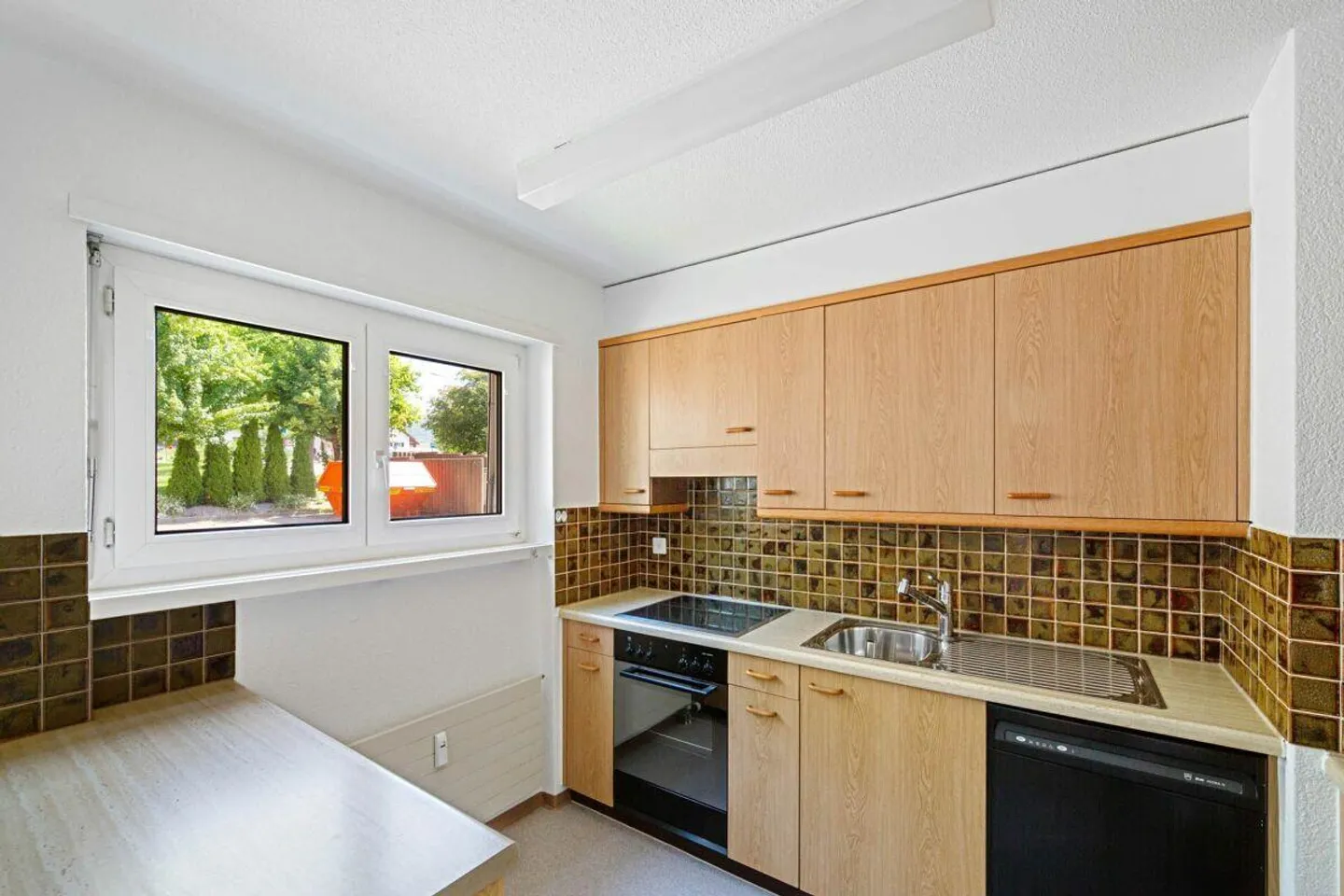 Grosszügige 2.5-Zimmer-Wohnung - befristet bis 31. März 2026 - Foto 7 von 8