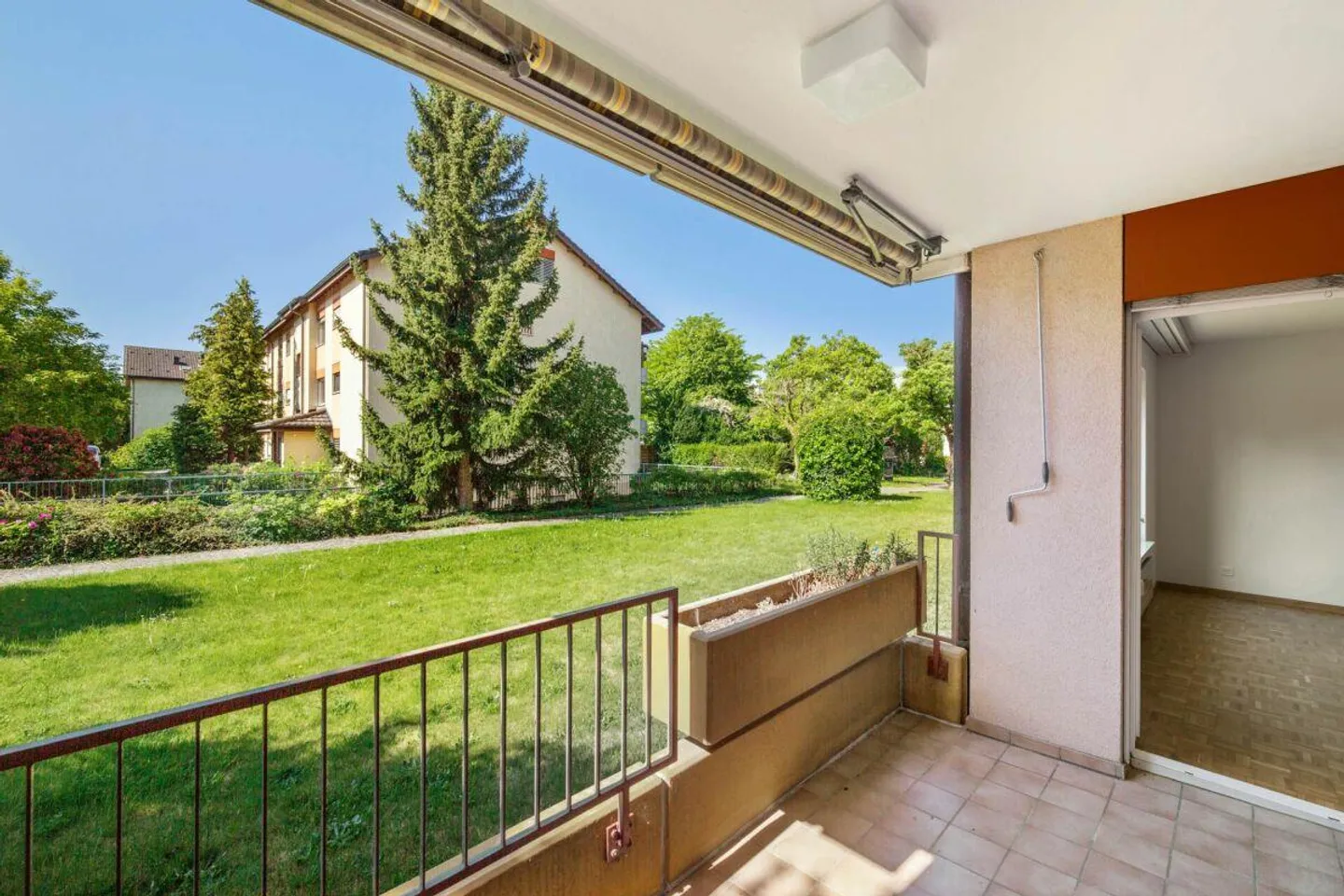 Grosszügige 2.5-Zimmer-Wohnung - befristet bis 31. März 2026 - Foto 8 von 8