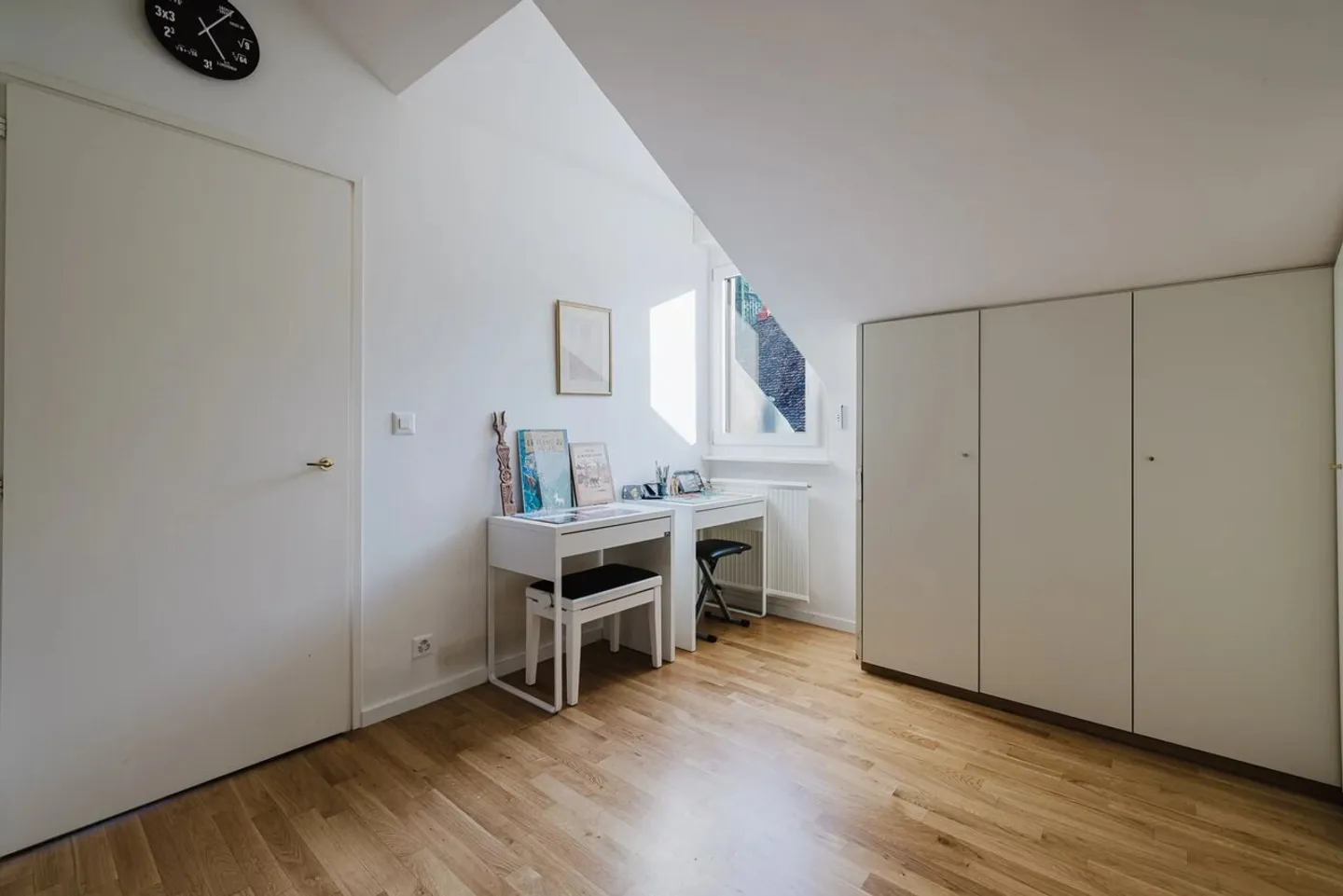 Appartamento di 5 stanze con vista sul lago e sulla Cattedrale - Foto 7 di 12