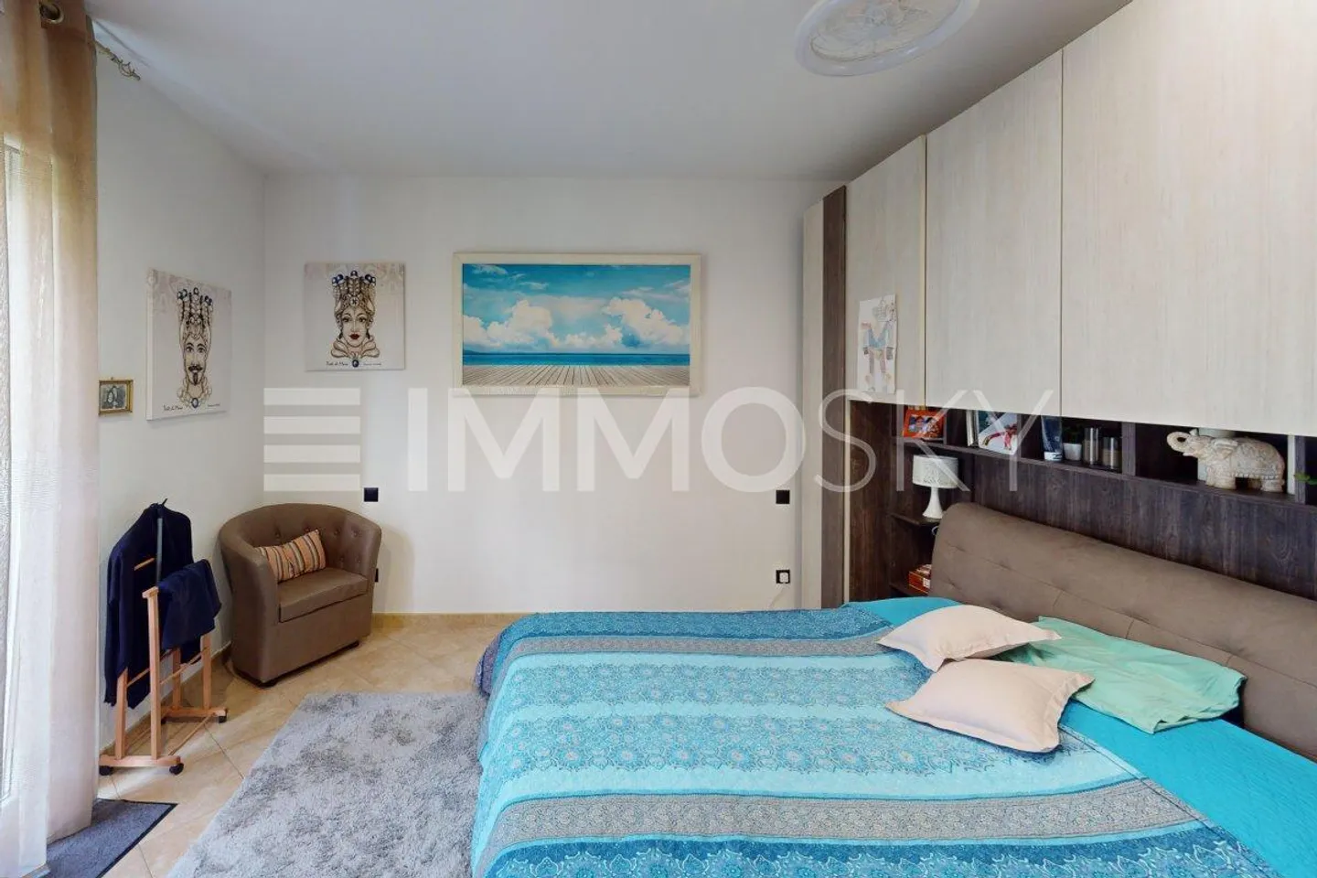 Residence Panorama - Photo 3 of 5