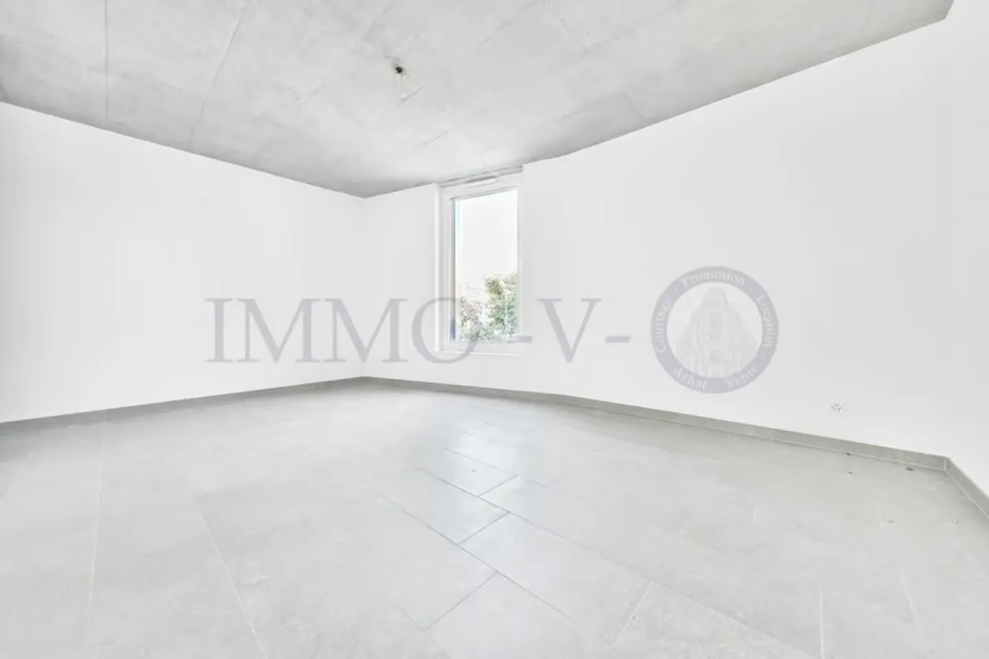 Appartement de Luxe avec Terrasse - Photo 6 sur 9