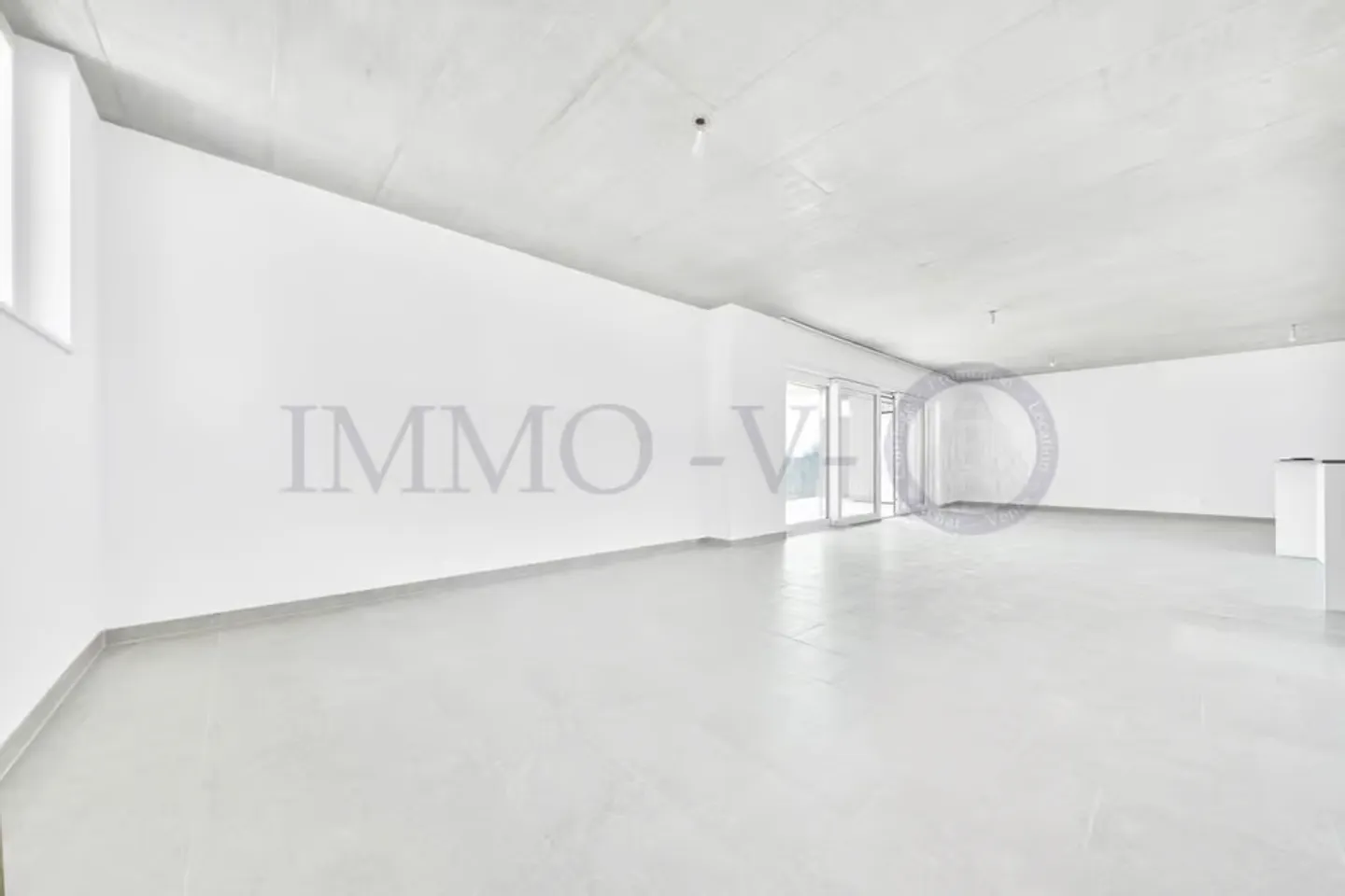 Appartement de Luxe avec Terrasse - Photo 4 sur 9